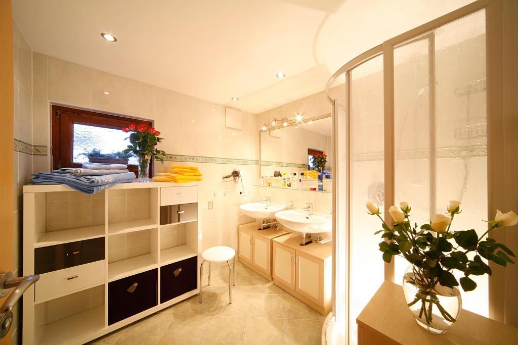 Apartment Haus Schatz Kitzbühel Chambre photo