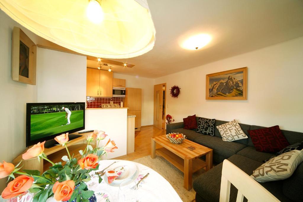 Apartment Haus Schatz Kitzbühel Chambre photo