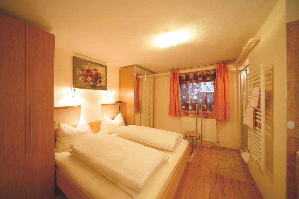 Apartment Haus Schatz Kitzbühel Chambre photo